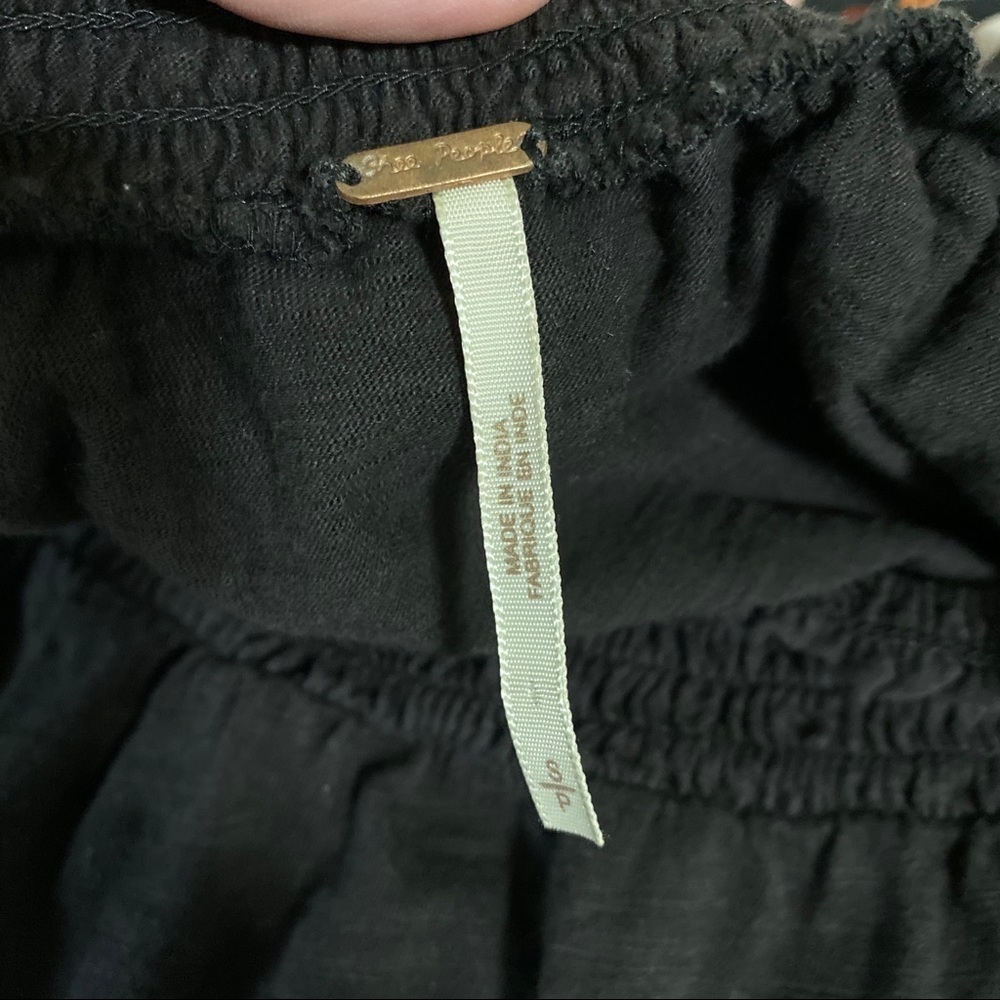 Free People off shoulder embroidered sleeve black size small - Picture 6 of 7